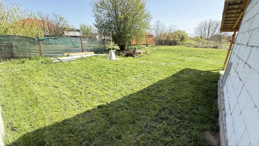 Teren Slatioara 711 mp