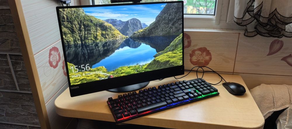 PC/Calculator ALL in One Lenovo ThinkCentre 21.5"i5-2.80Ghz_24GB_512Gb