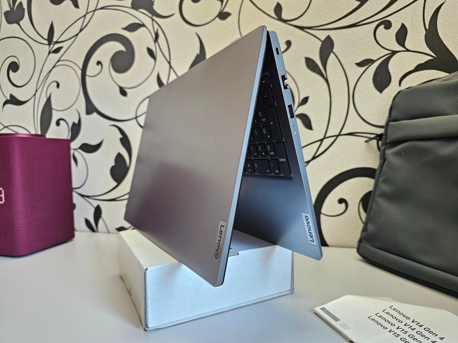 ПРОДАМ Lenovo V15 G4/AMN Ноутбук Ryzen™5-7520U/8GB/256SSD/15.6"iPSFHD.