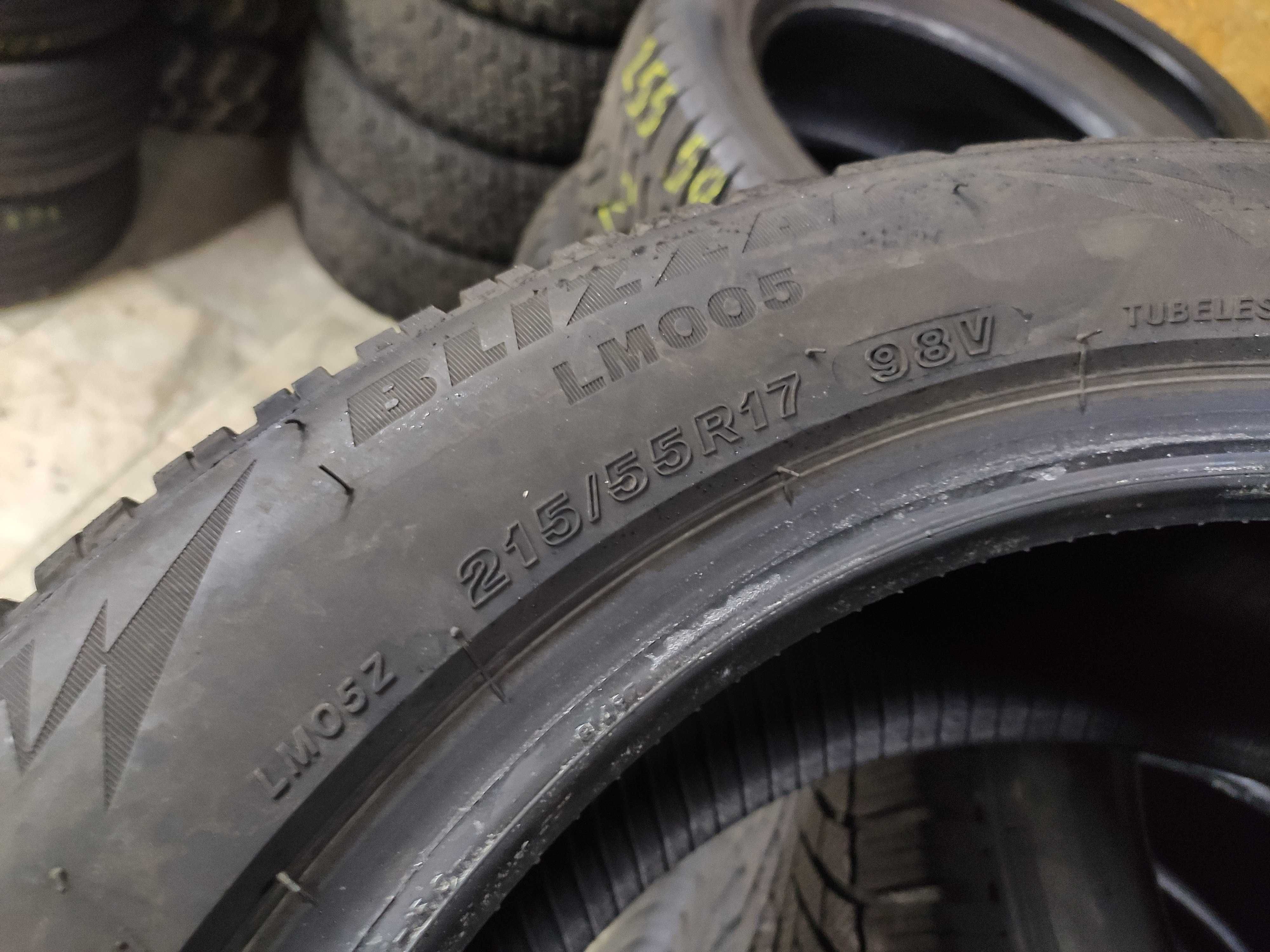 4бр Зимни гуми 215 55 17 - Bridgestone - DOT 2022 -