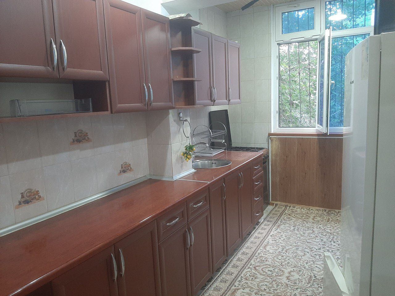 Yunusobod 14-kvartal 4/2/4 ijaraga beriladi
