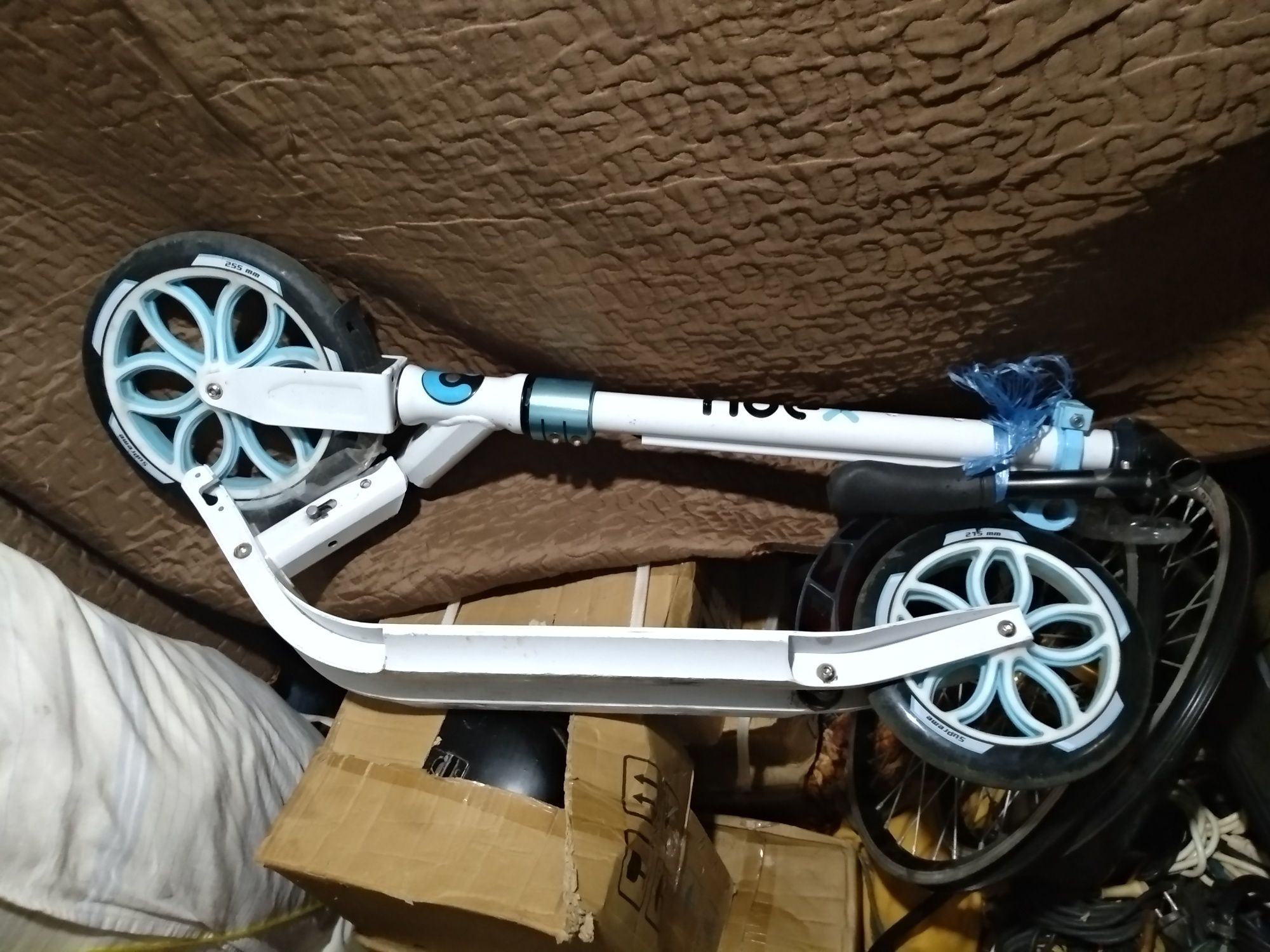 Продам самокат не рабочий