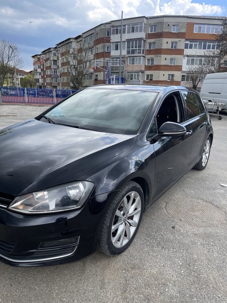 Vând mașina golf 7 1.6 TDI