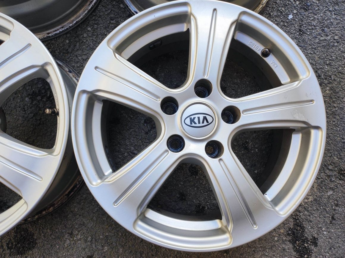 Киа/Kia; 16 цола 5х114,3; 4 бр. Оригинални лети джанти