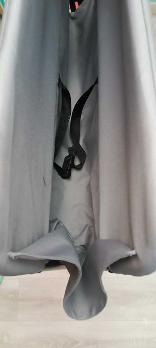 Masa de infasat , multifunctionala, pliabila, cos de depozitare