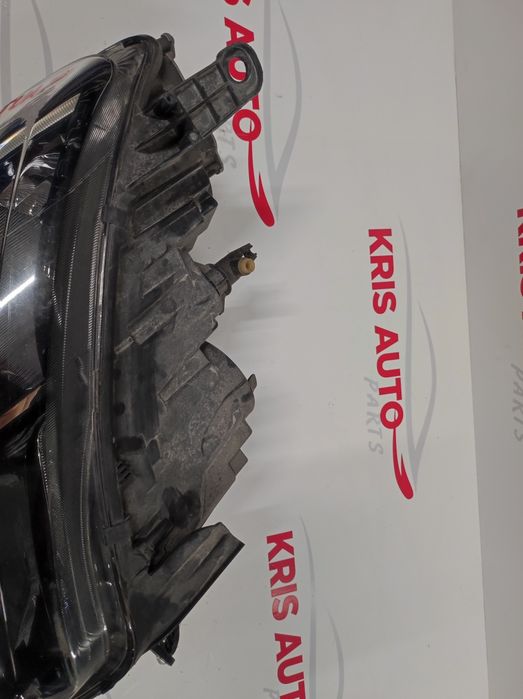 Десен фар LED за Dacia Duster / Дачия Дъстър 2020г