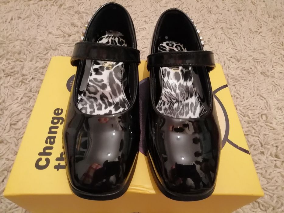 Туфли детские для девочек