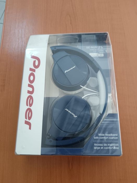 Vind căști Pioneer