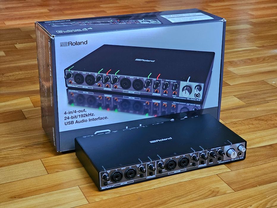 Звуковая карта ROLAND RUBIX 44