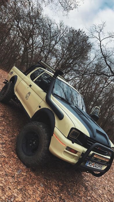 Mitsubishi l200 autoutilitar