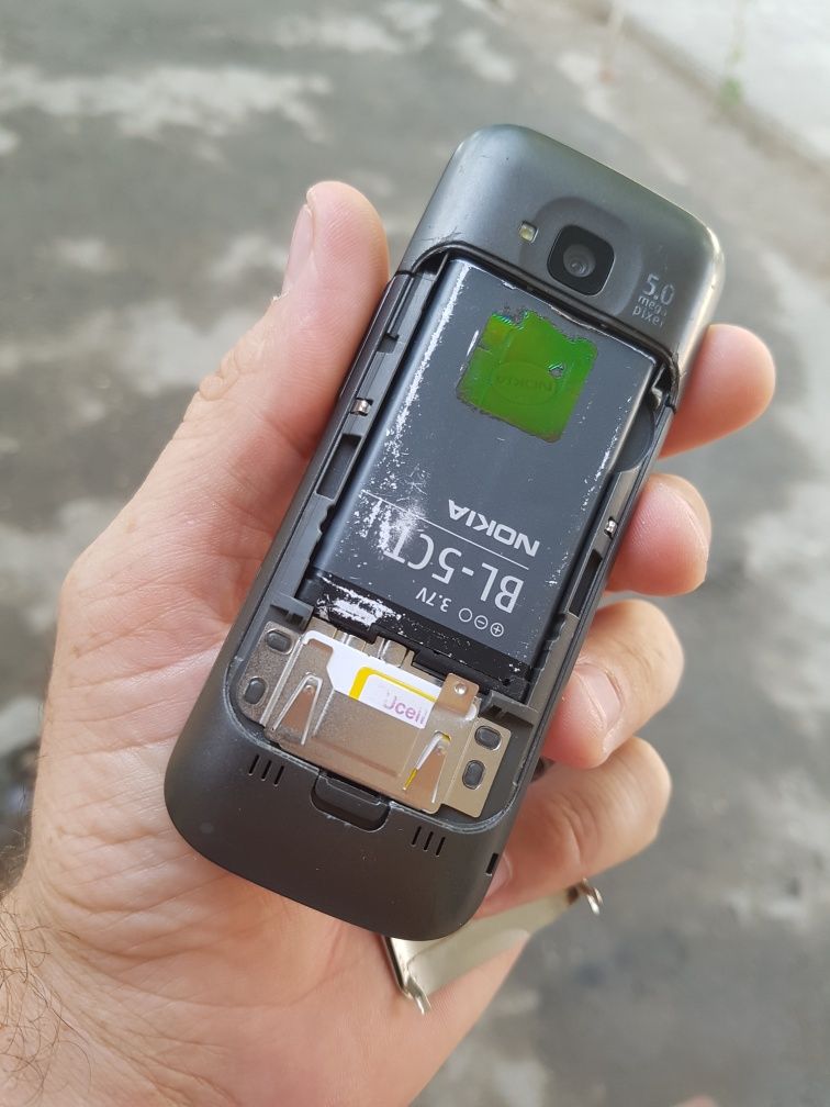 Nokia c5 sotladi uz imeya otkan