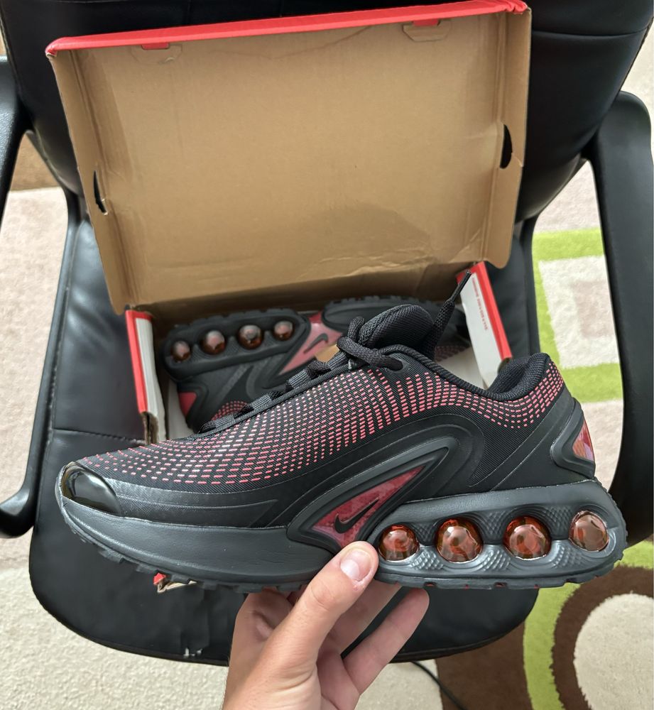 Мъжки обувки Nike Air Max DN Bred