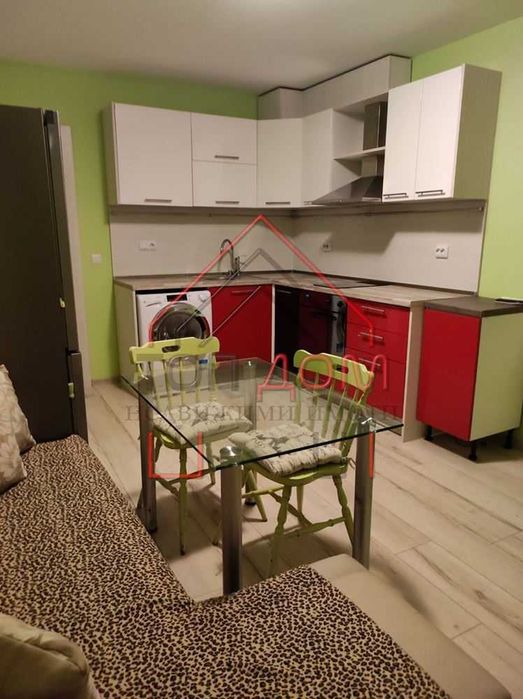 Дава се под наем Двустаен апартамент в Варна, Лятно кино Тракия - 65 кв.м за 459 € - Снимка #2