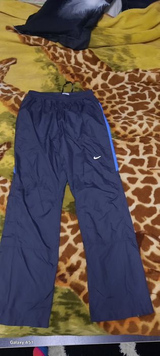 Pantaloni  Nike  alergare  foiță