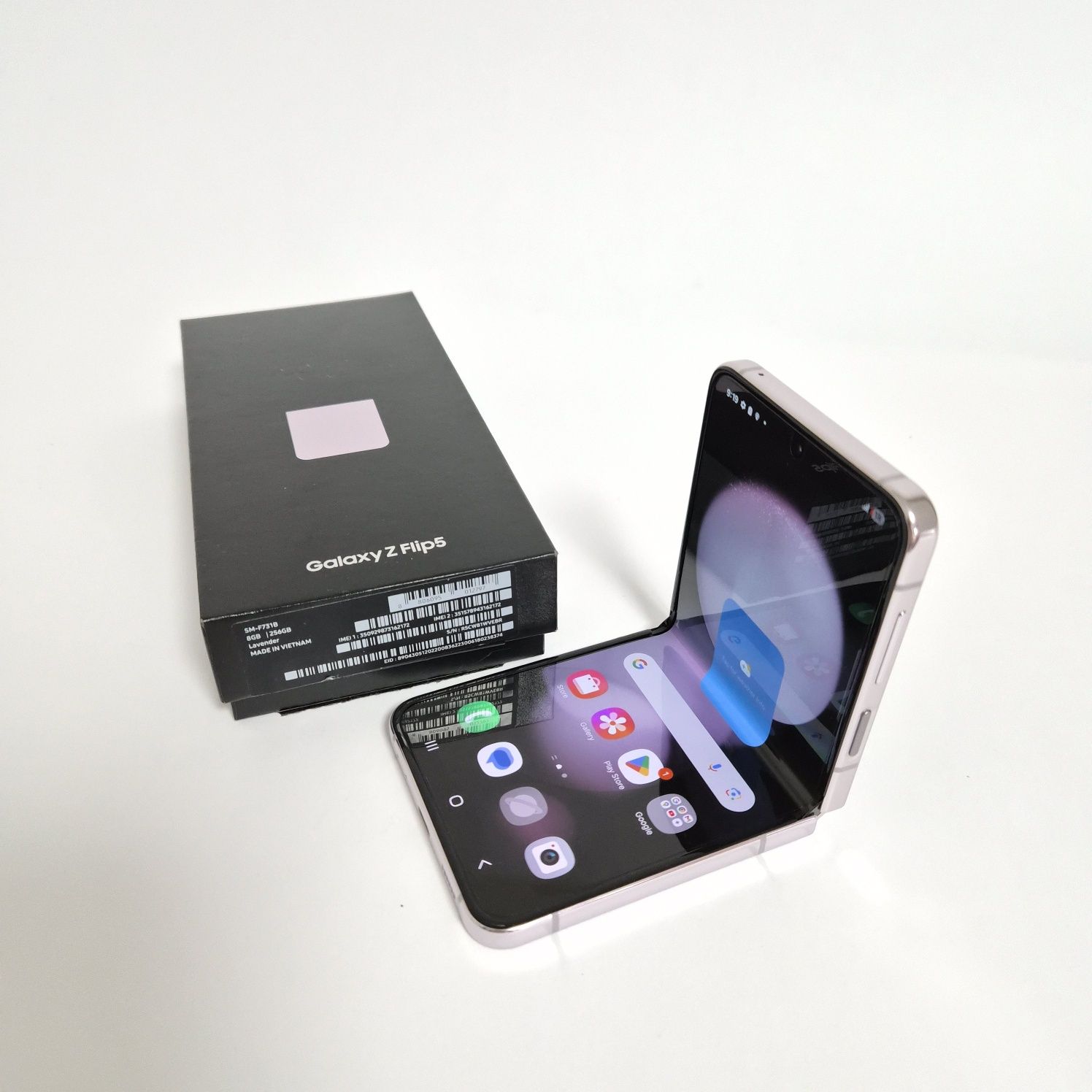 Samsung Galaxy Z Flip 5 Като Нов