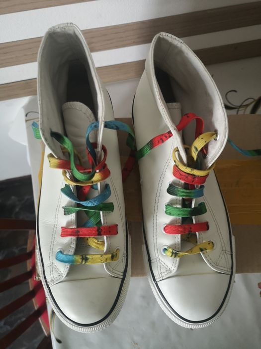 Heidi Klum. Pantofi sport piele naturalatip bascheti