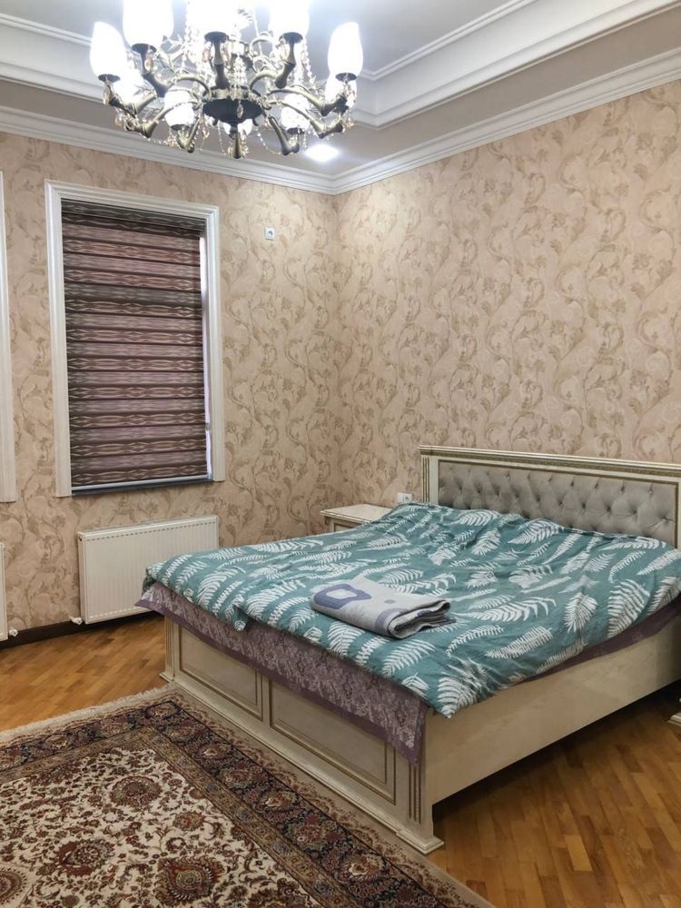 Сдается Срочно Яккасарайский р-н шикарный большой дом