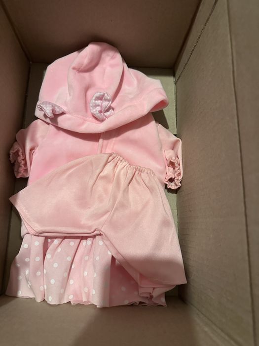 Bebelus cu 3 schimburi de haine 40