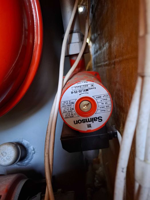 Котел на нафта с горелка