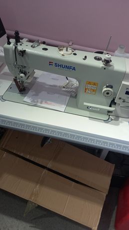Швейная машина фирмы шунфа