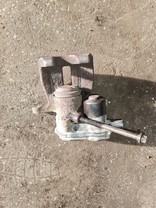 Etrier spate Stanga/Dreapta Audi A4 B8 2010 2.0 CAGA