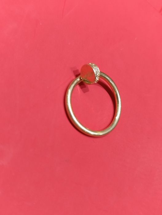 Сарик Тилла узук , CARTIER , вес 1,64 гр,размер 17,5 проба 585