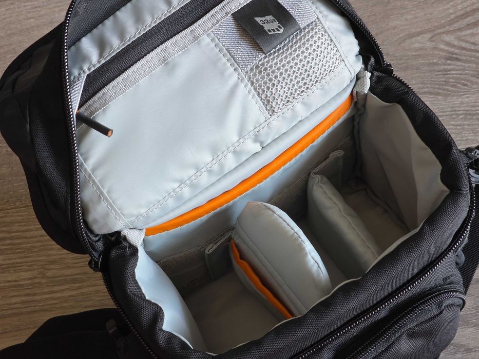 Lowepro Nova 140 AW II