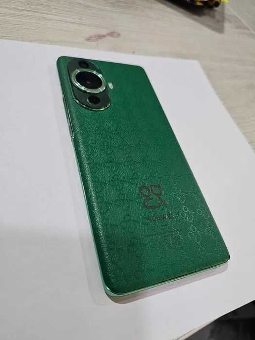 Huawei Nova 11 Pro 8 GB 256 GB