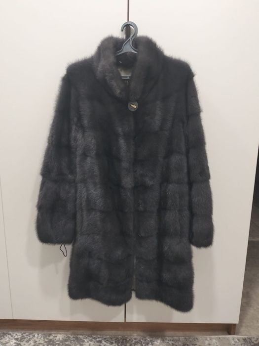Продам норковую шубу