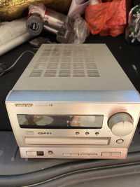 Onkyo CR- 185 CD receiver