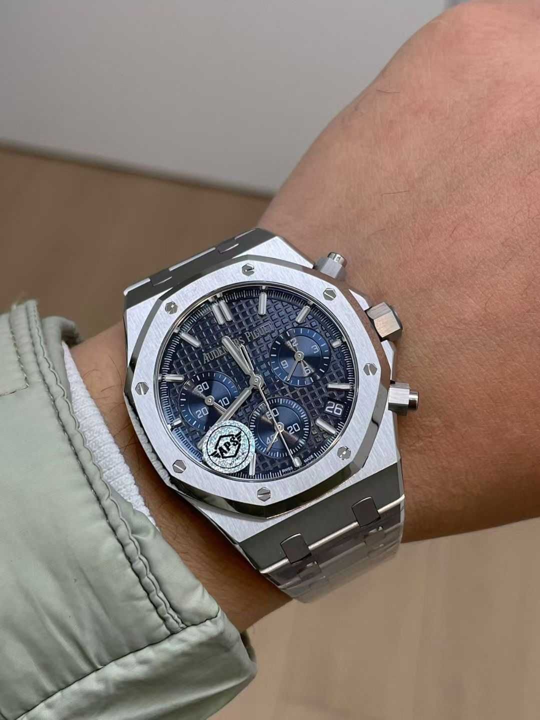 Audemars Piguet 2025 Royal Oak Chronograph 41mm
