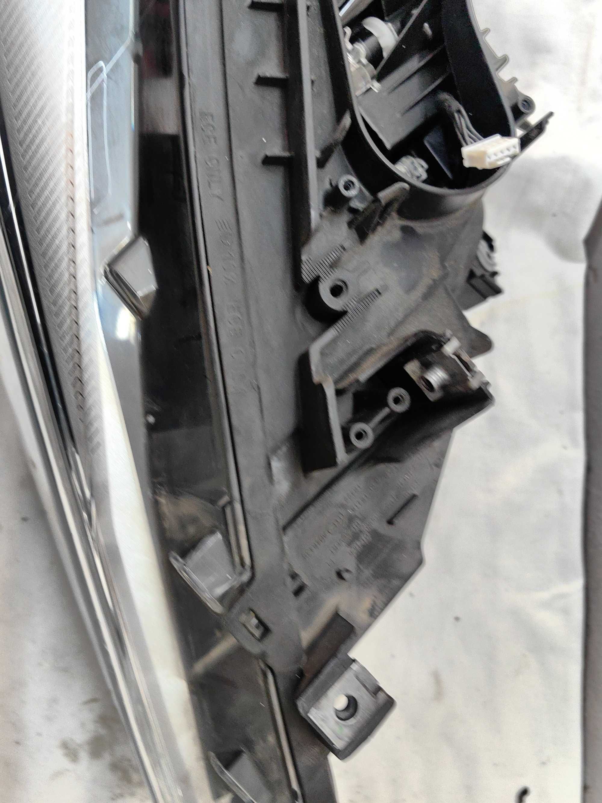 Оригинален фар БМВ  Ф32  BMW 4 F32 F32 F36 LCI Led