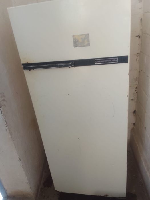 Холодильник в хорошем состояний