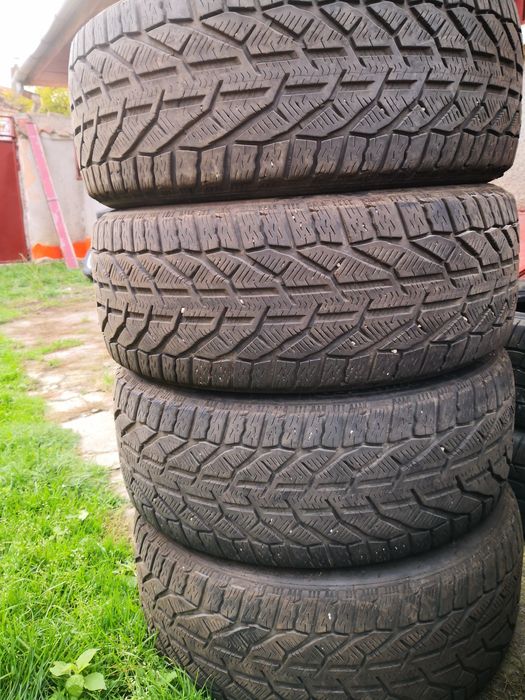 Anvelope iarna Taurus 225 45 r17 Dot 22 / 920lei setul
