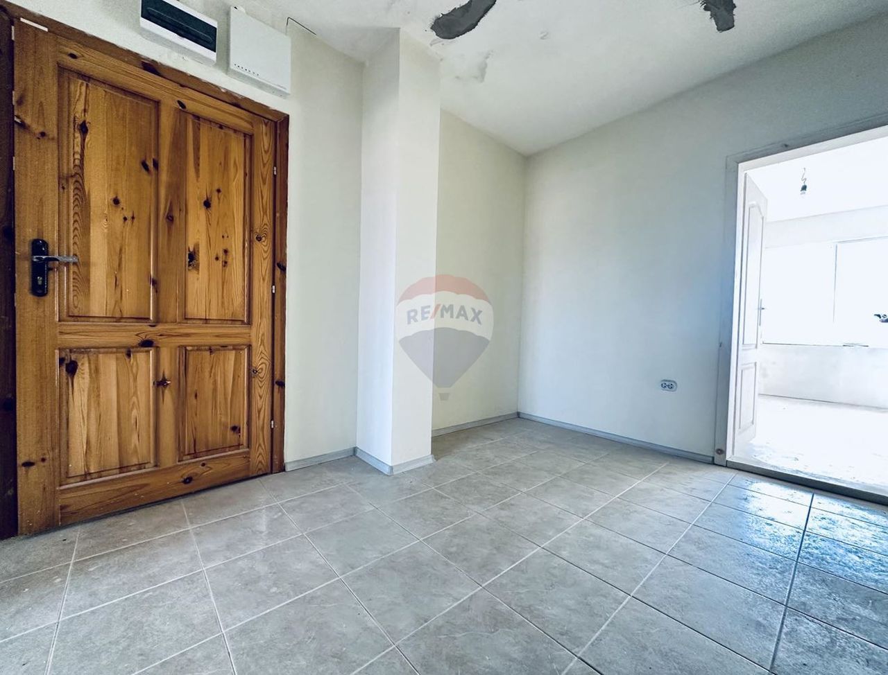 Продава се Многостаен апартамент в с. Стражица, Област Добрич - 125 кв.м за 368 €/кв.м - Снимка #3