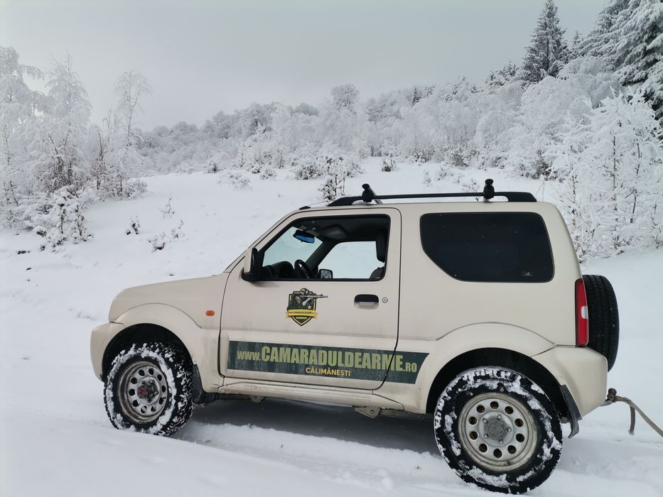 Suzuki jimny 4x4 VVT 2007 cu AC proprietar fără rugină pe lant