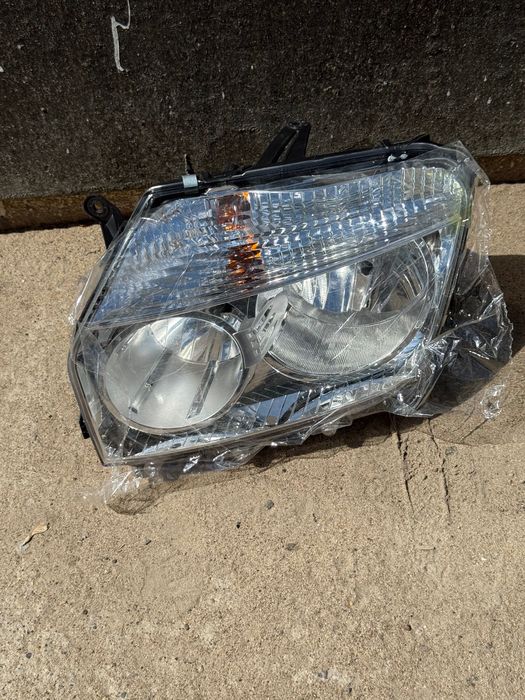 Рено Дастер Фара Левая Новая