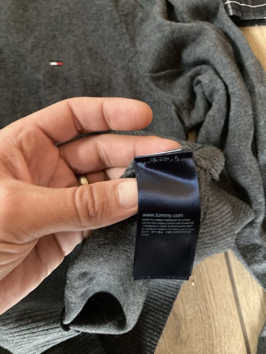 Pulover tommy hilfiger marime m