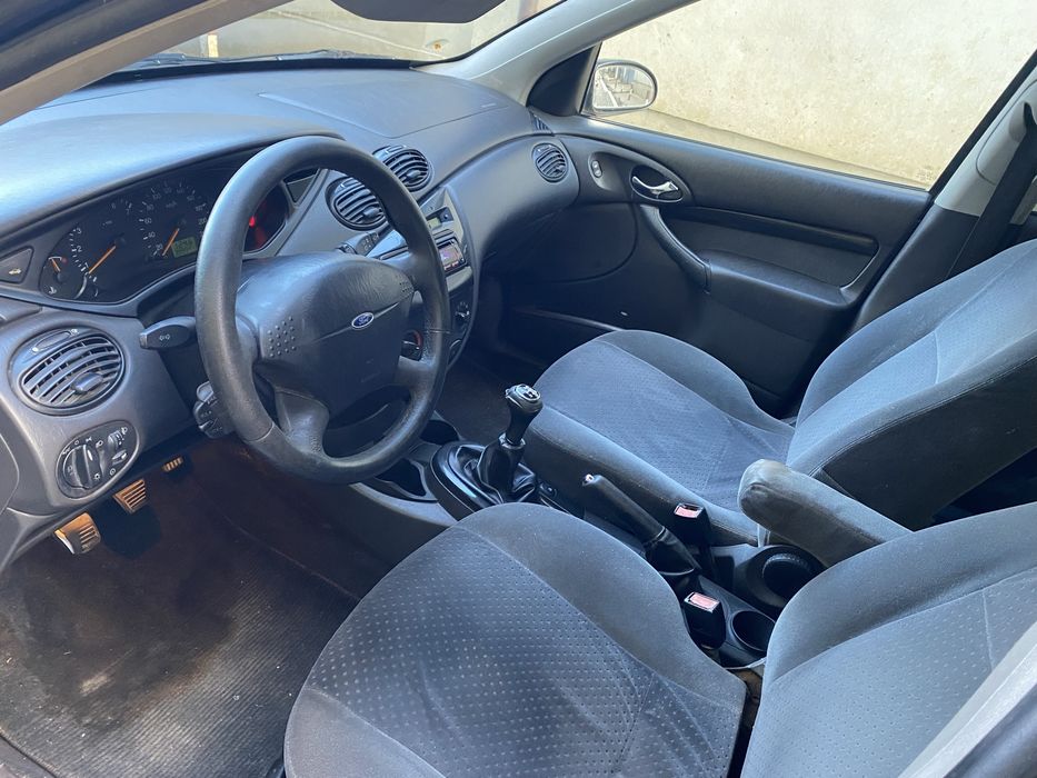Ford Focus GHIA 1.8 Benzina