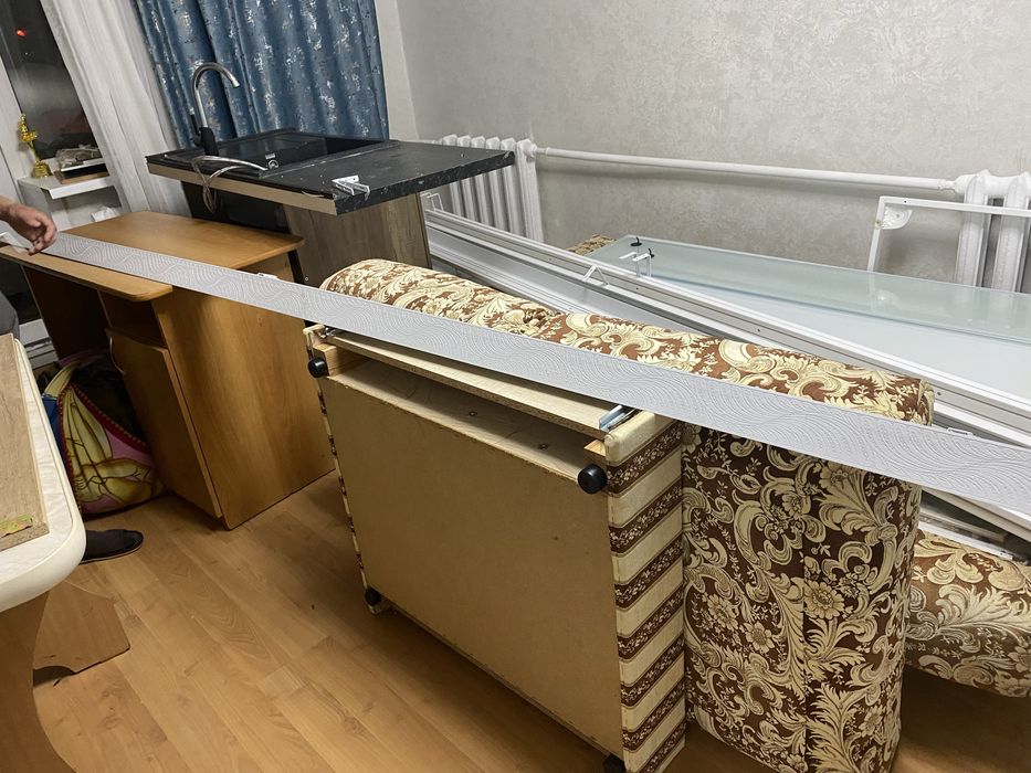 Продам карнизы 3х метровые