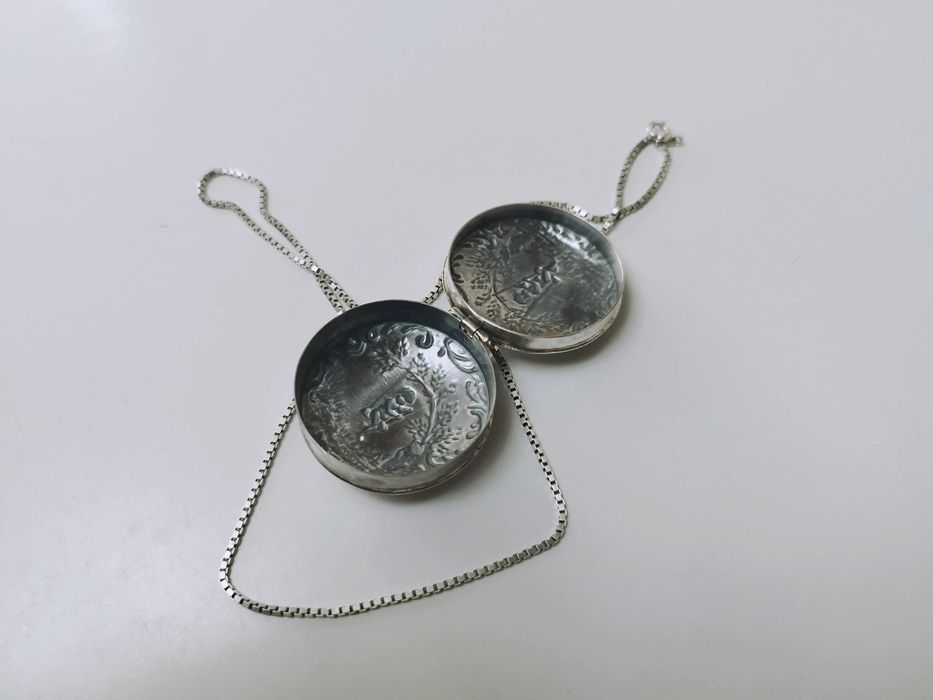 Vechi Colier lant Argint 925 pandantiv cutiuta design repousse inger