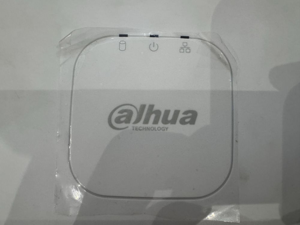 Dahua NVR4104 - 4KS2/L (с жоским диском)