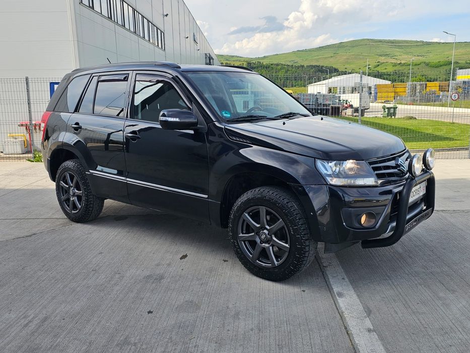 Vând Suzuki Grand Vitara 4x4, 1.9 Diesel 136 cai