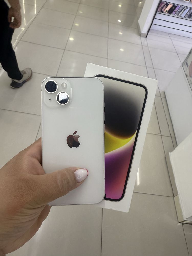 Iphone 14 в идеальном состаяние Срочный торг )