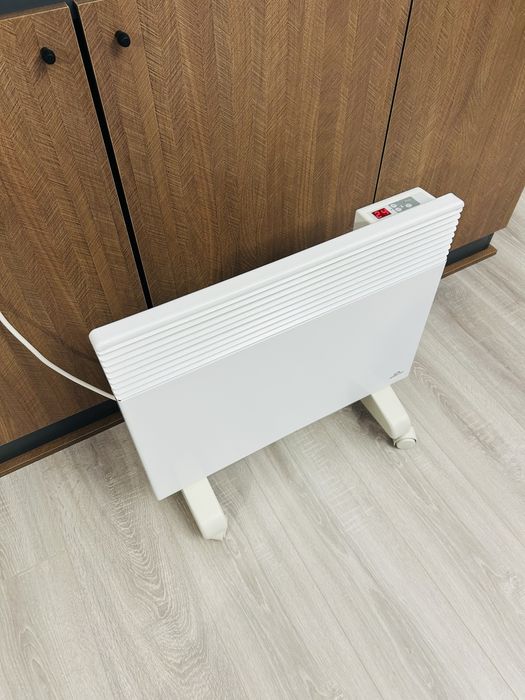 Конвектор 1500W Airelec Tactic Pro[ел. термостат/дигитално управление]