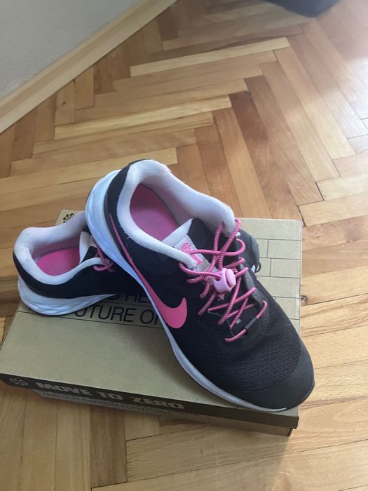 Nike маратонки, номер 36,5