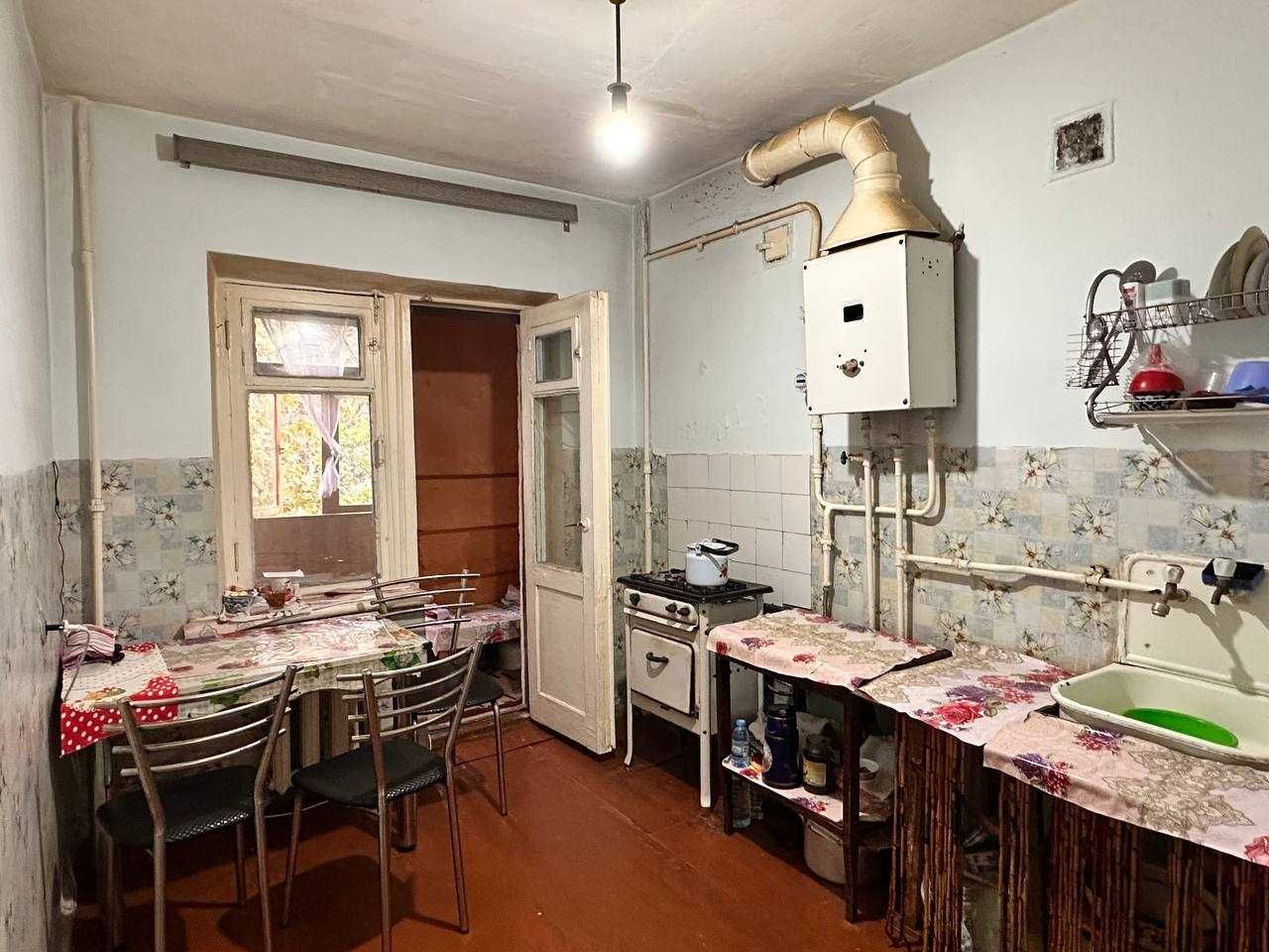 Квартира 28м², 1/4/5, Дубовая, 38 000 у.е. Кирпич