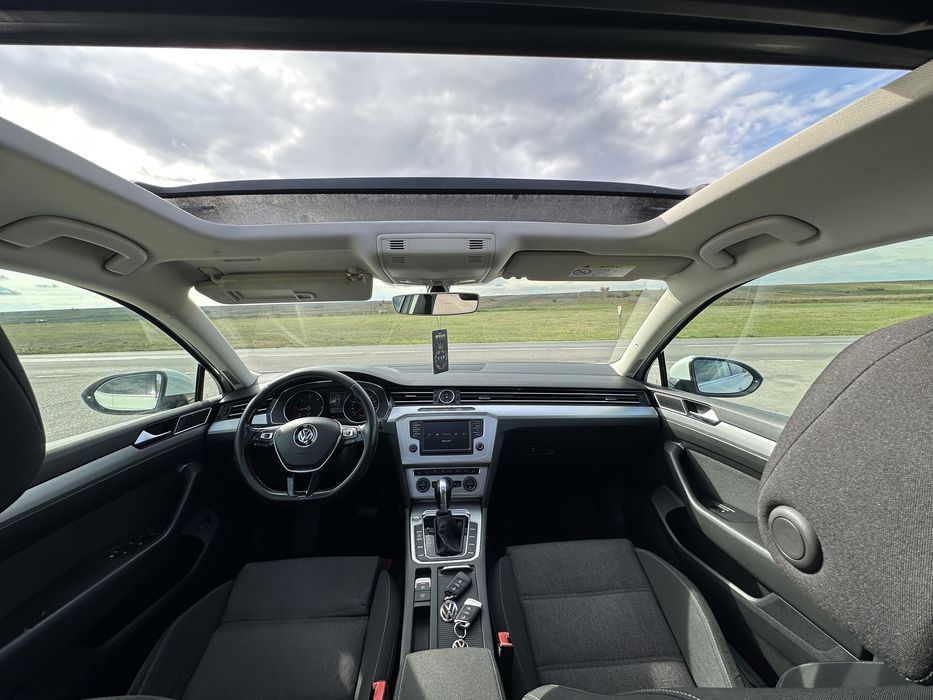 Volkswagen Passat B8 2.0 TDI 150 CP Full Led Trapa Panoramica