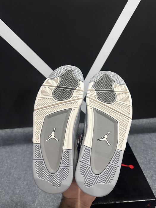 Jordan 4 “cool grey” REDUCERE!