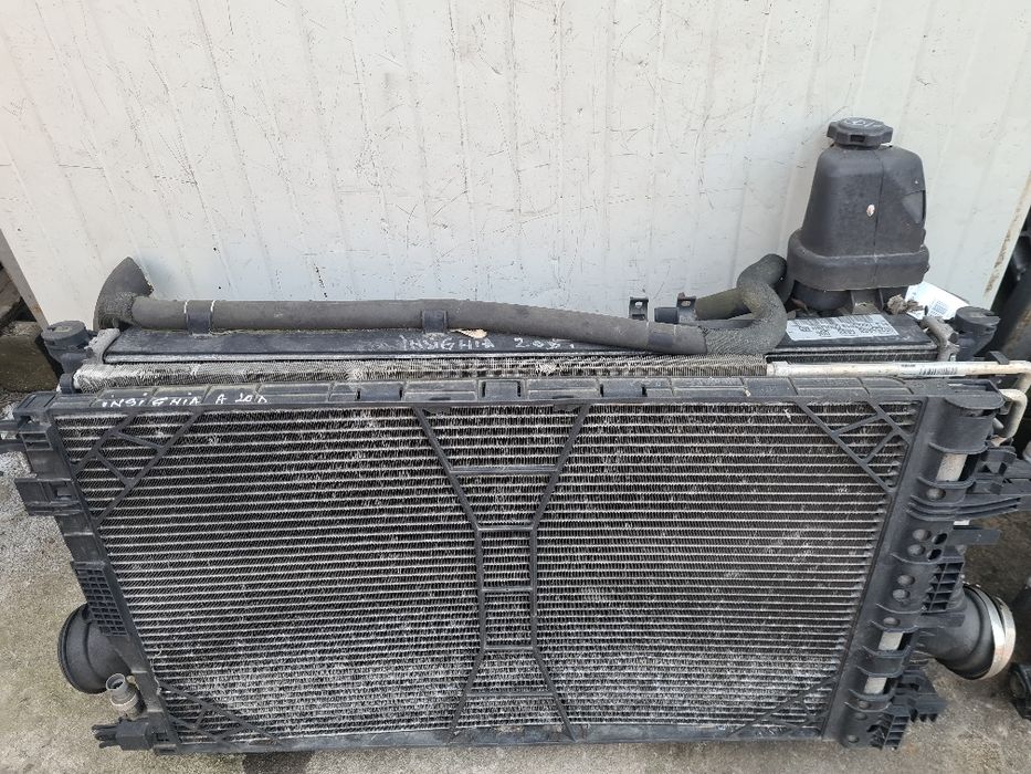 Radiator apa, clima,intercooler,termocupla opel insignia A. motor  2.0